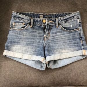 Mossimo mid-rise midi denim shorts, size 2